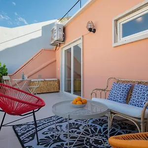Lovelystay - Sunny 1bdr W/terrace Apartamento